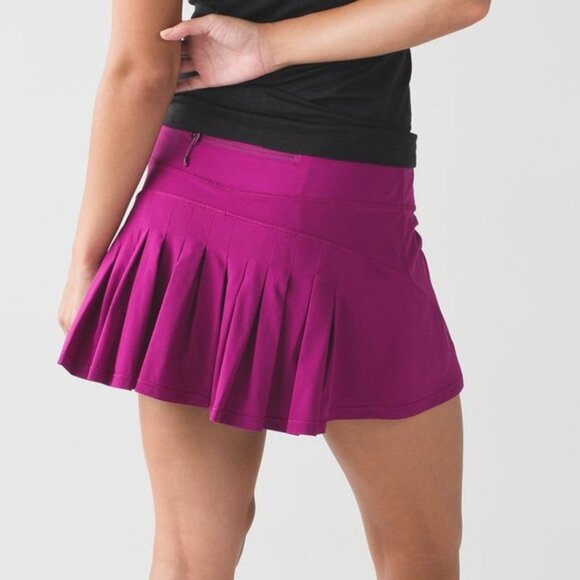 Lululemon Circuit Breaker Skirt, Deep Fuchsia, Size 6 - Picture 1 of 9